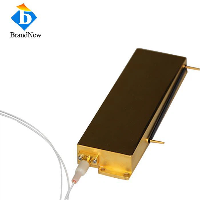 130 W 976 nm stabiliseeritud lainepikkusega fiibersidestatud dioodlaser